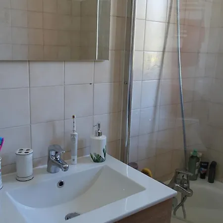 La Comtesse Apartment
